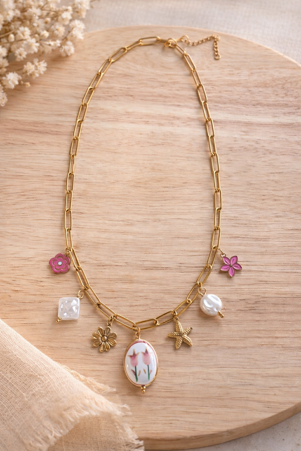 Collier ALMA