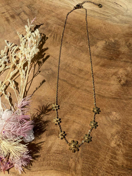 Collier DAISY
